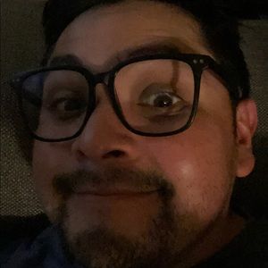 Meet your Posher, Javier